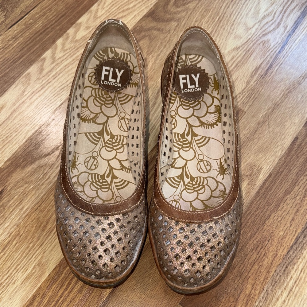 FLY London Women's Brown Perforated Wedge
